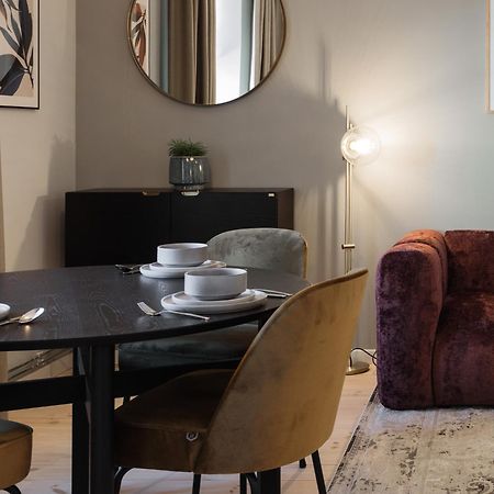 Centra Nams - Center Apartments ツェーシス エクステリア 写真