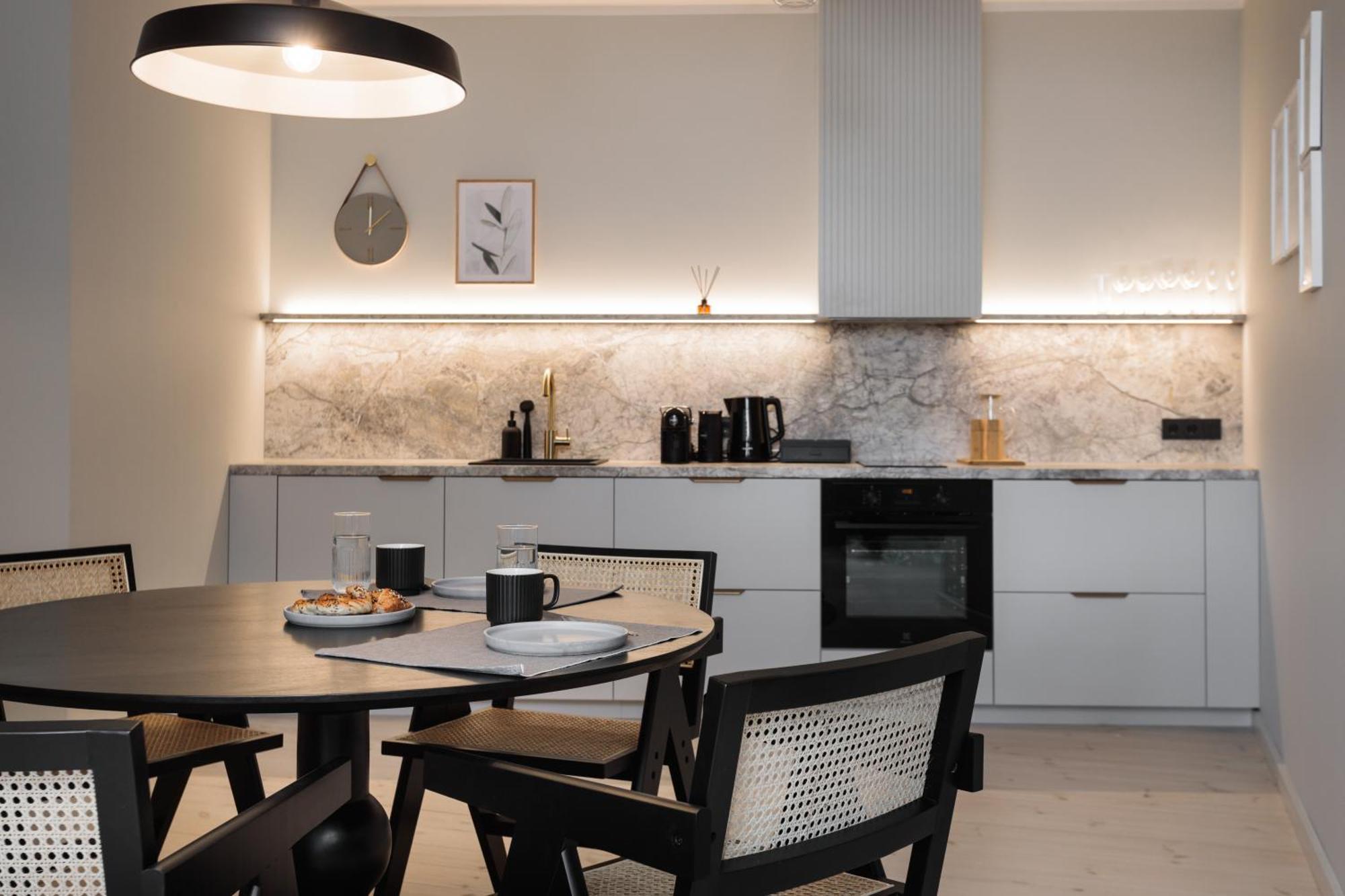 Centra Nams - Center Apartments ツェーシス エクステリア 写真