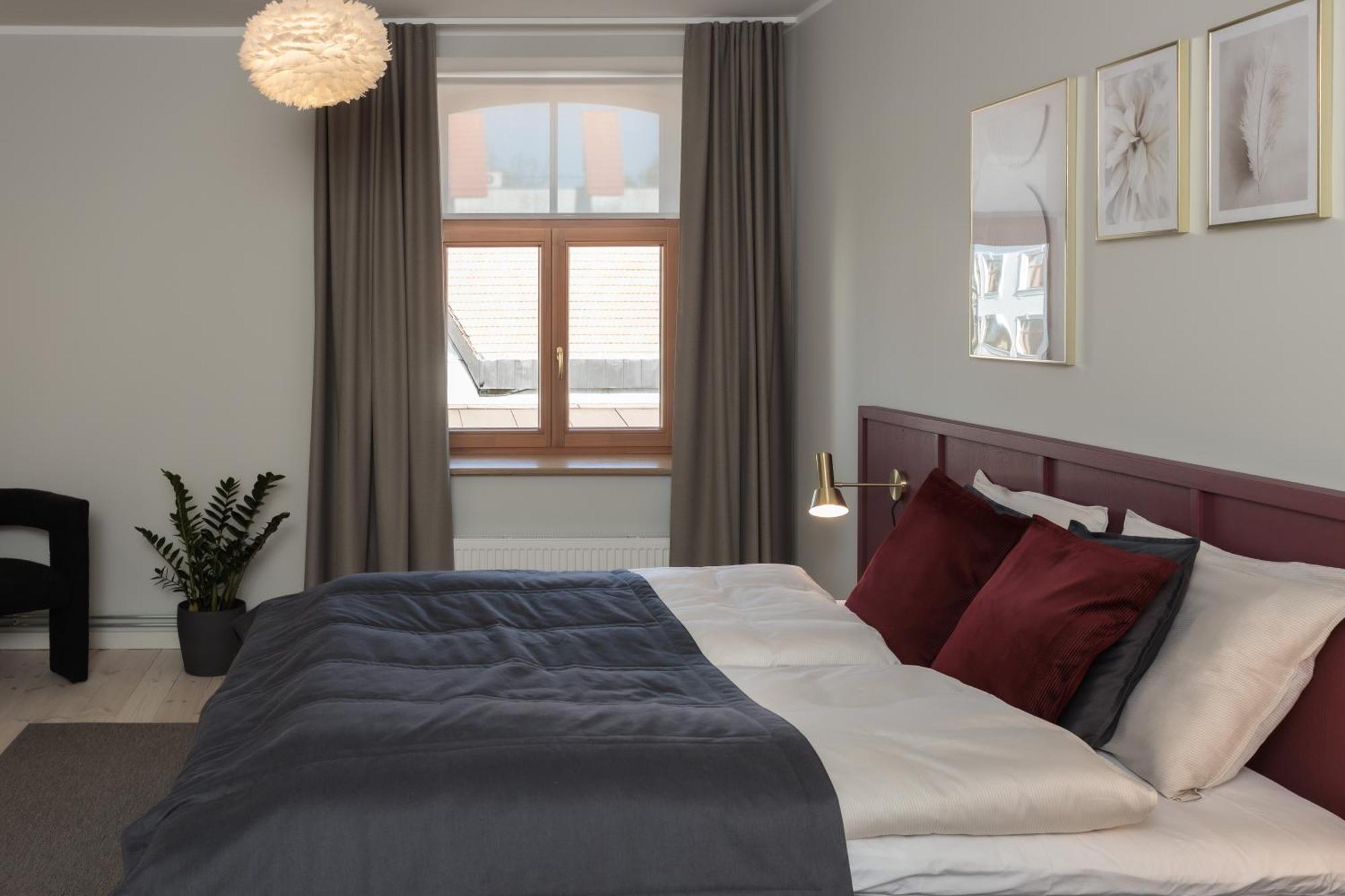 Centra Nams - Center Apartments ツェーシス エクステリア 写真
