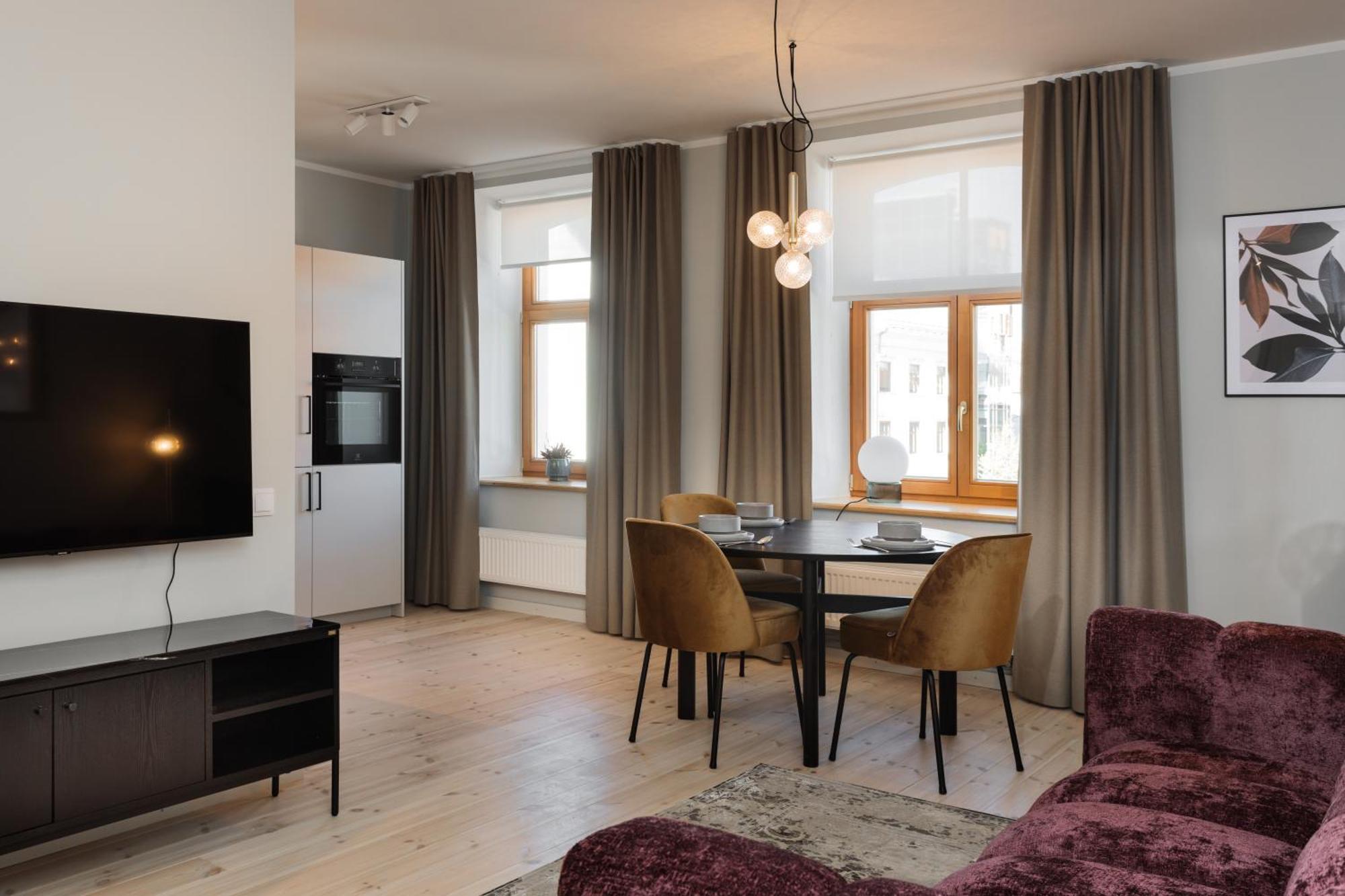 Centra Nams - Center Apartments ツェーシス エクステリア 写真
