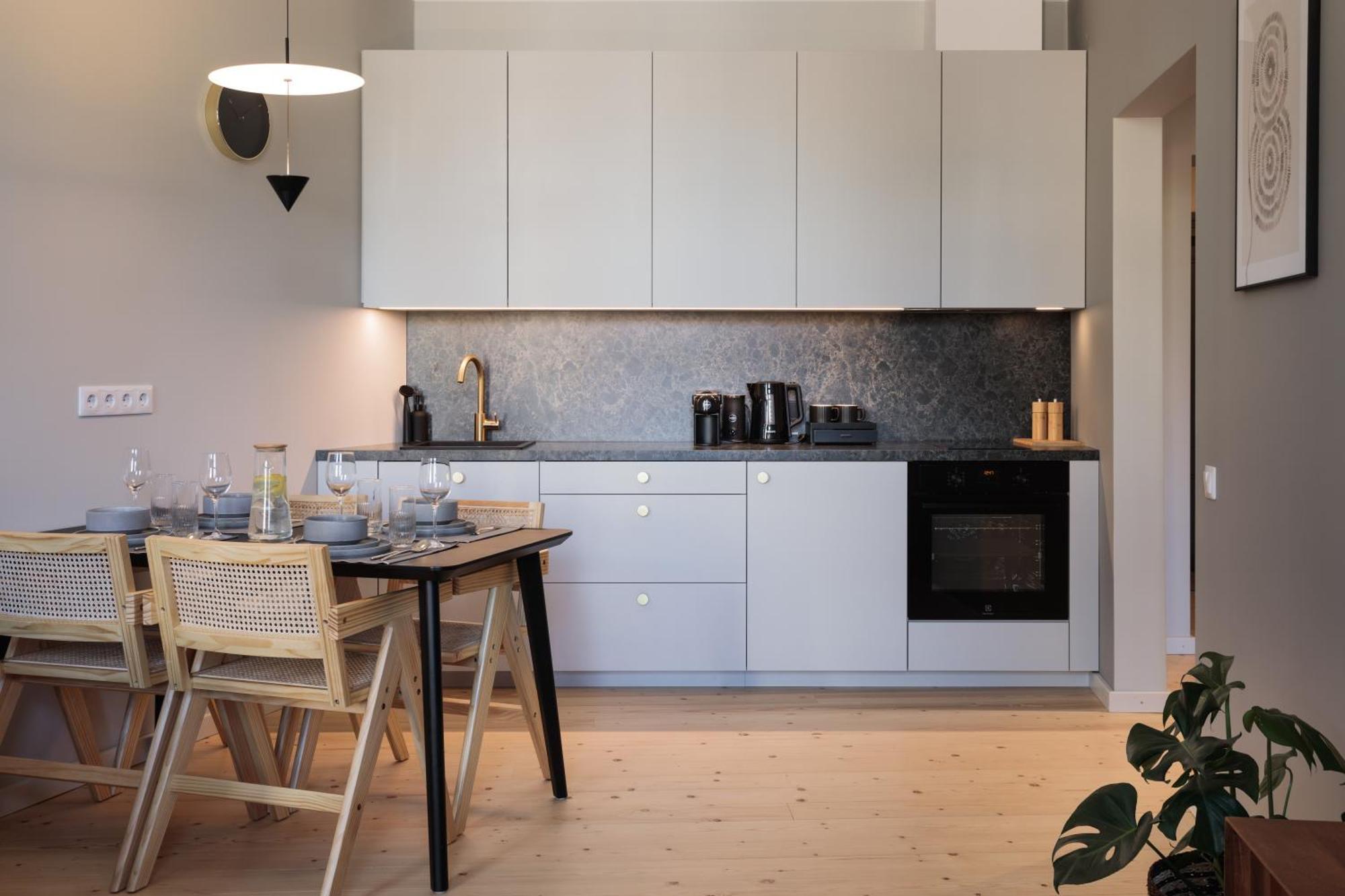 Centra Nams - Center Apartments ツェーシス エクステリア 写真